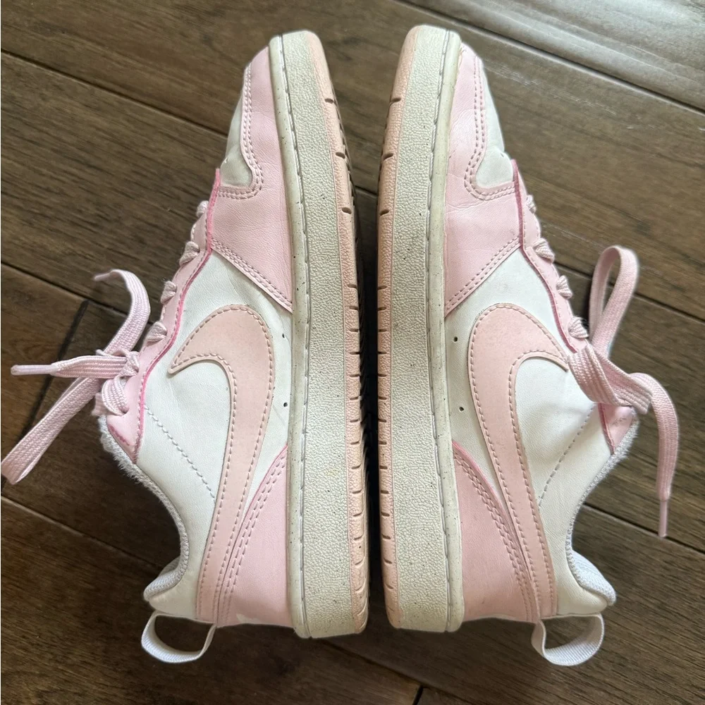 Nike sneakers size 3.5 y